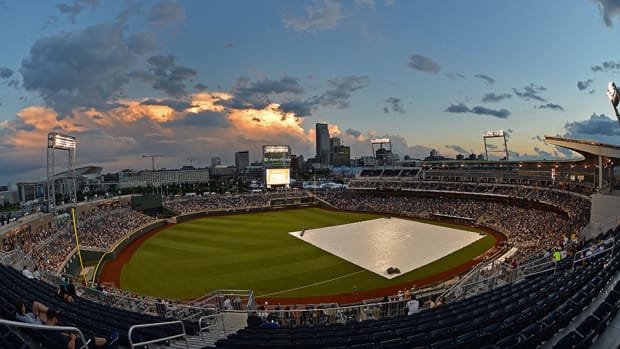 cws-championship-game-postponed.jpg